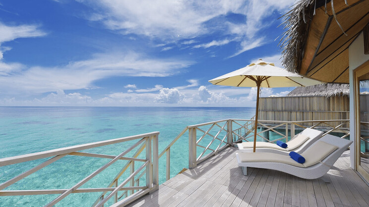 Angaga Island Resort & Spa